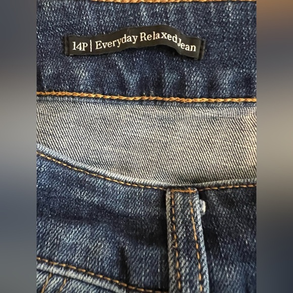 Talbots Everyday Relaxed Jeans Women’s Size 14P Blue Medium Wash - Picture 5 of 8